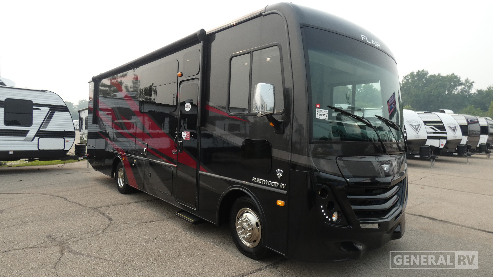 2026 Fleetwood Flair 29M for Sale in Brownstown Twp, MI