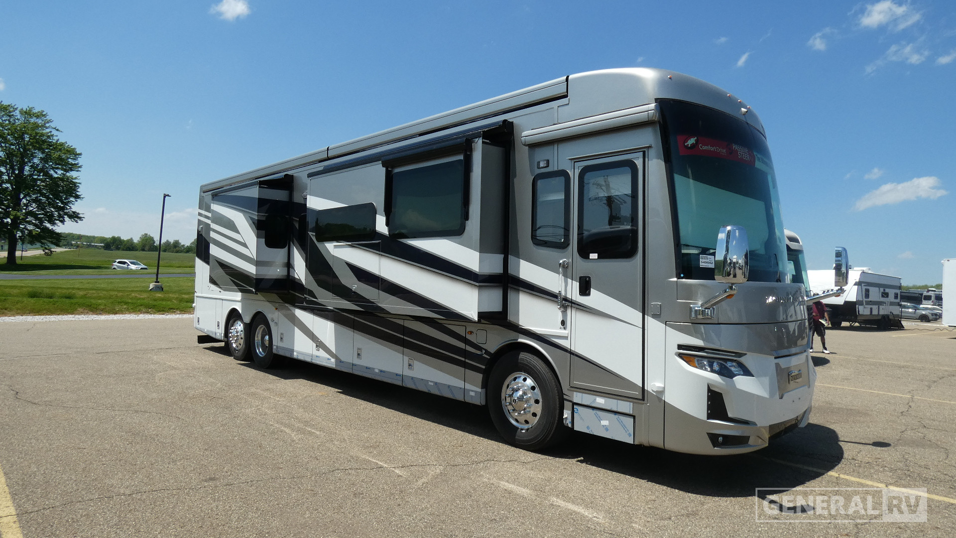 2026 Newmar Mountain Aire 4118 for Sale in North Canton, OH