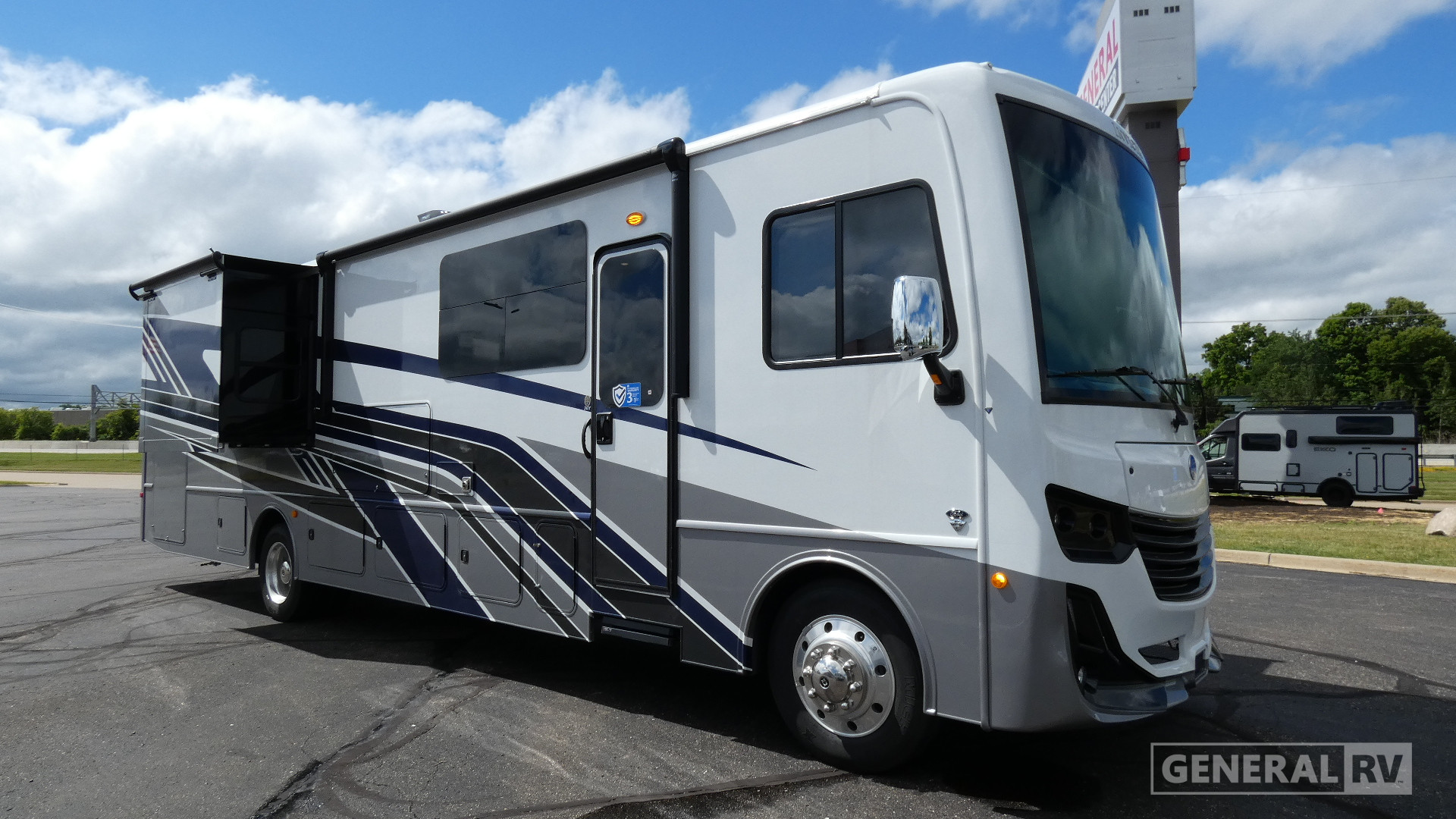 2026 Holiday Rambler Invicta 36Y for Sale in Birch Run, MI