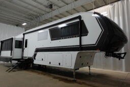 RV Image
