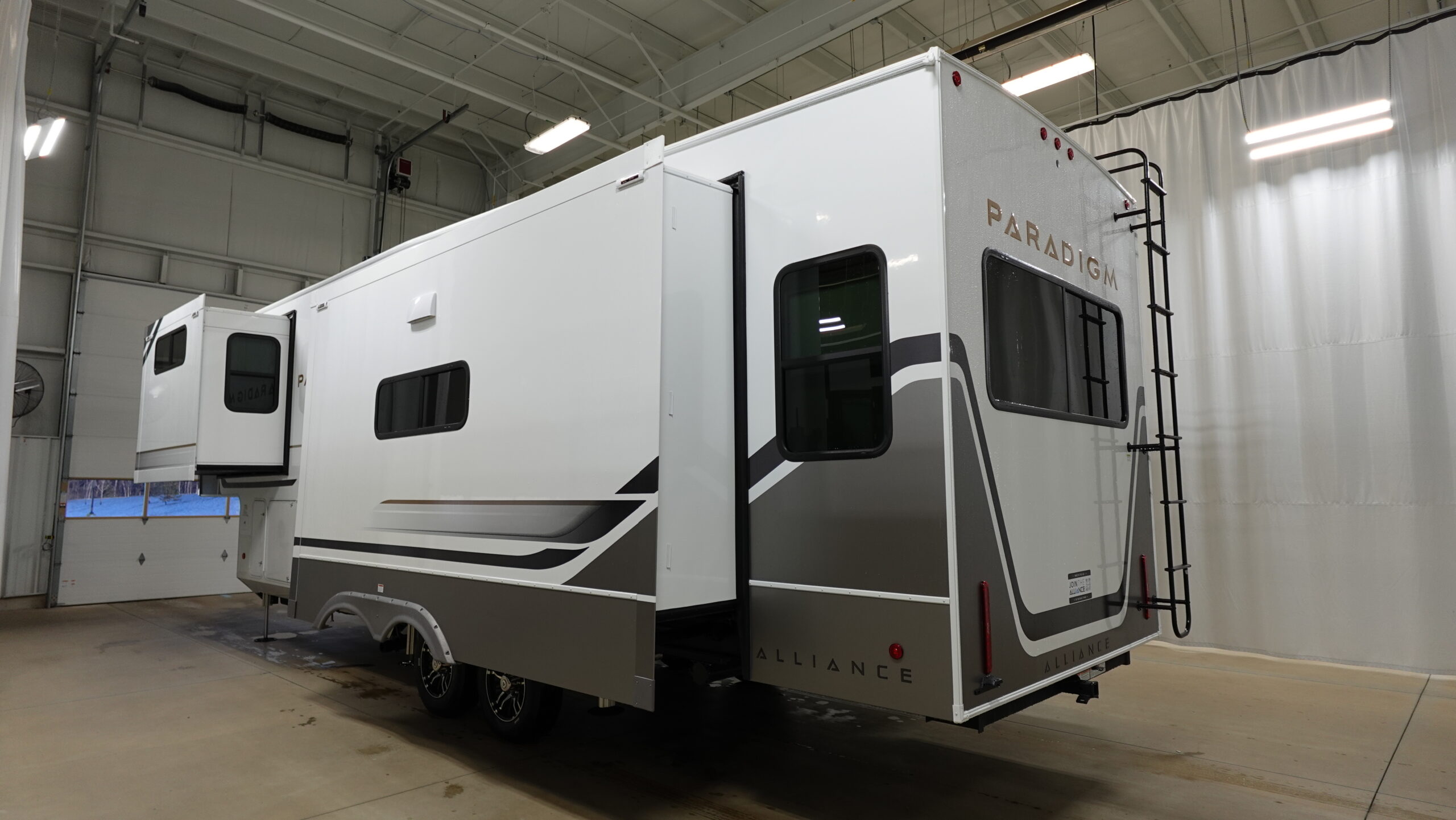 2026 Alliance RV Paradigm 310RL for Sale