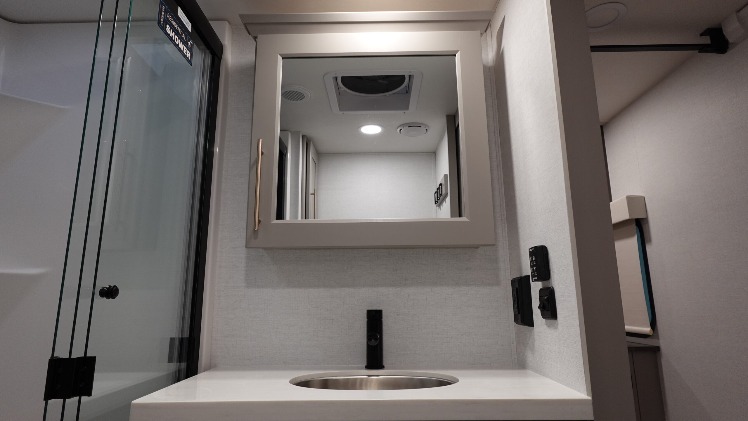 2026 Alliance RV Paradigm 310RL for Sale