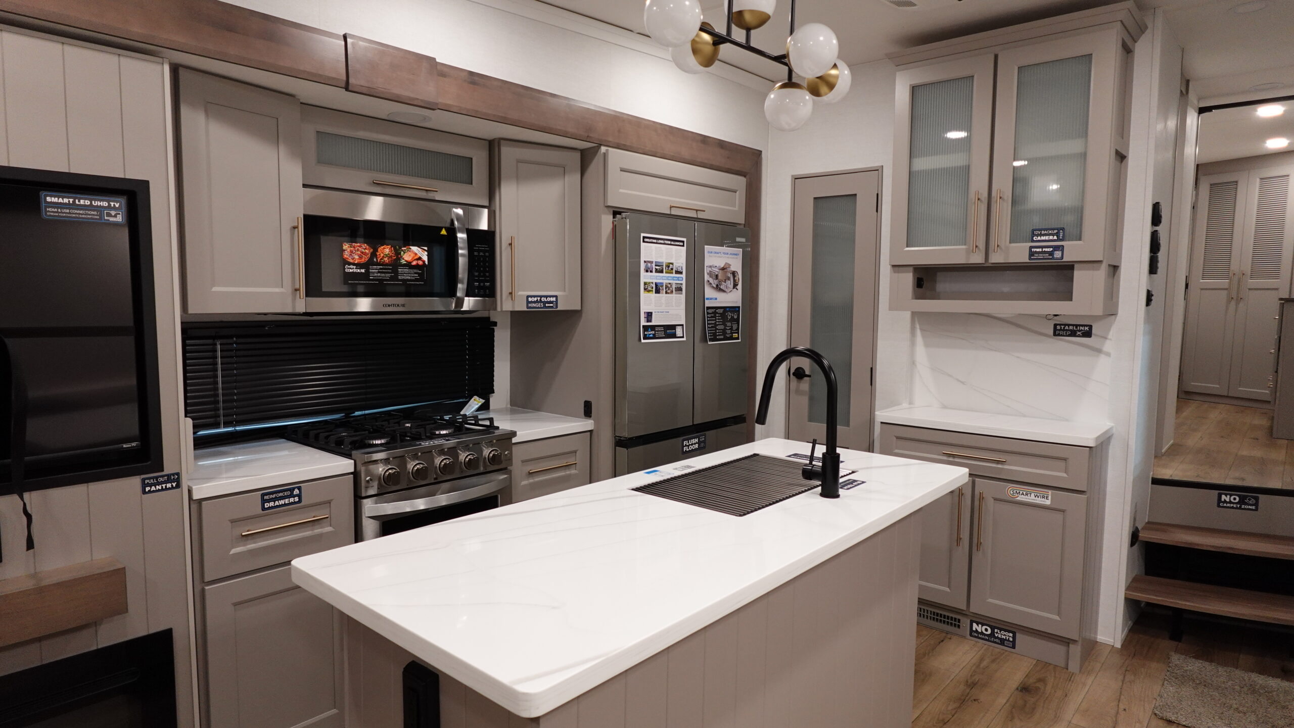 2026 Alliance RV Paradigm 310RL for Sale