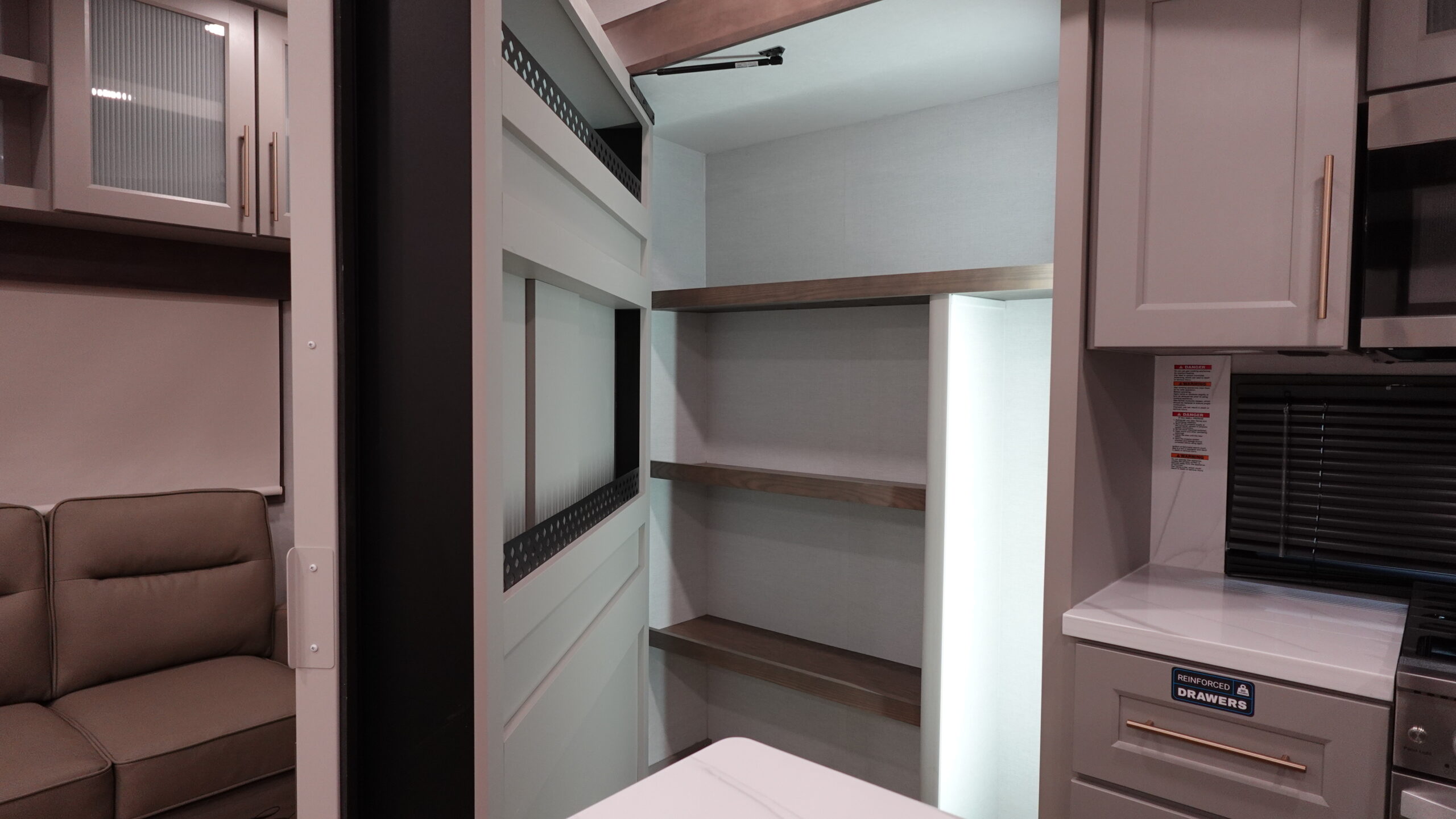 2026 Alliance RV Paradigm 310RL for Sale