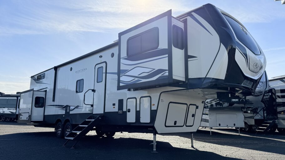 2023 KEYSTONE 377FL