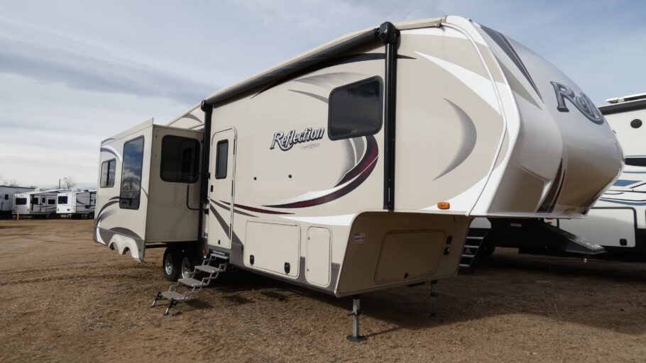 2015 GRAND DESIGN 303RLS