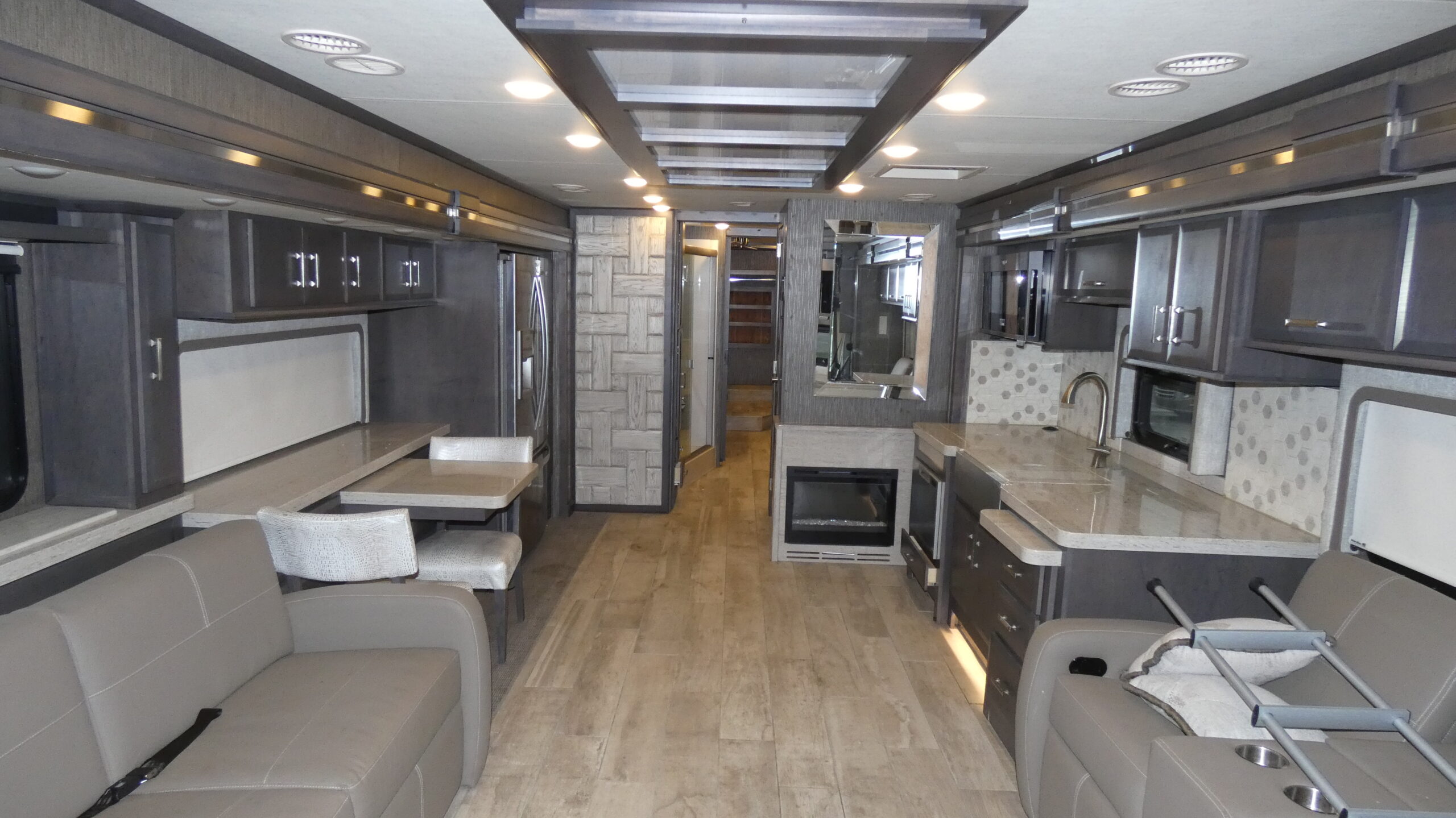 2020 Thor Motor Coach Tuscany 45JA for Sale