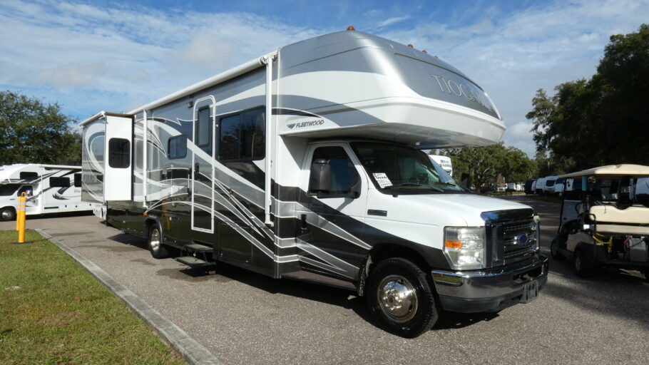 2008 FLEETWOOD 31M