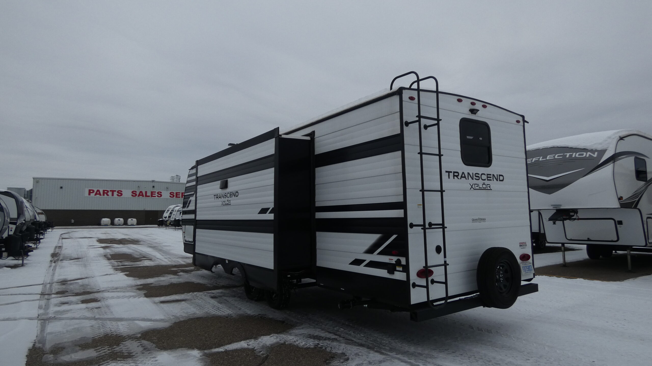 Used 2024 Grand Design Transcend Xplor 260RB Travel Trailer at