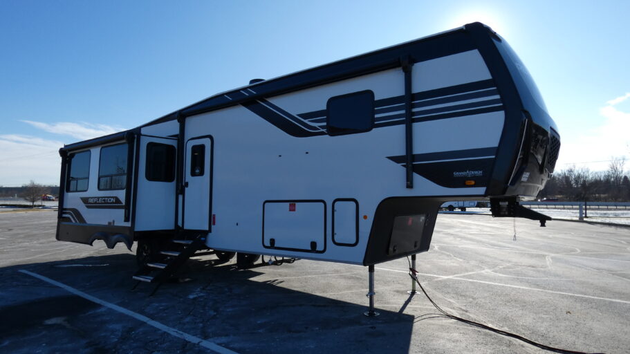 2026 GRAND DESIGN 337RLS