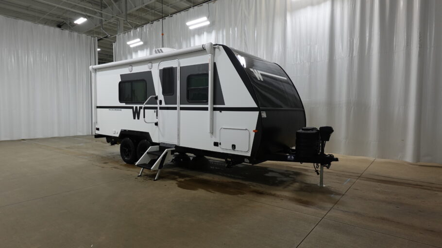 2026 WINNEBAGO 2000TRB
