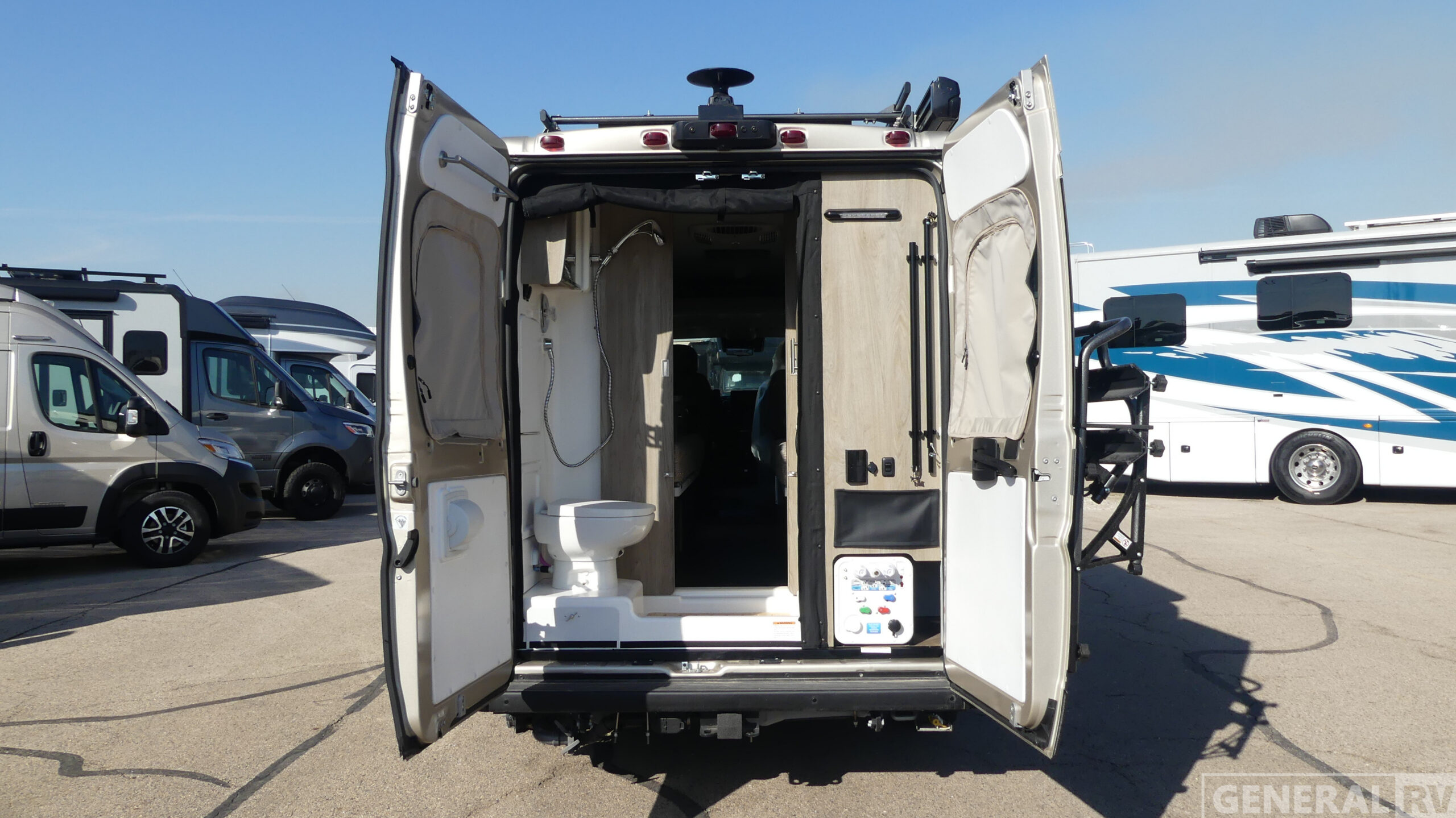 Travato/59K/2026 image-32