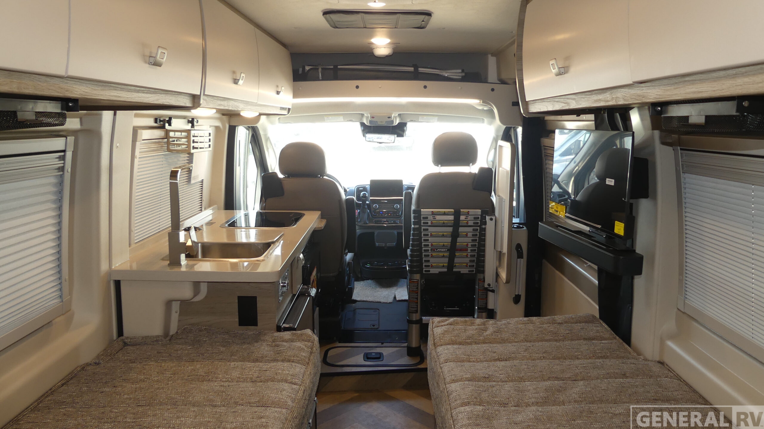 Travato/59K/2026 image-3