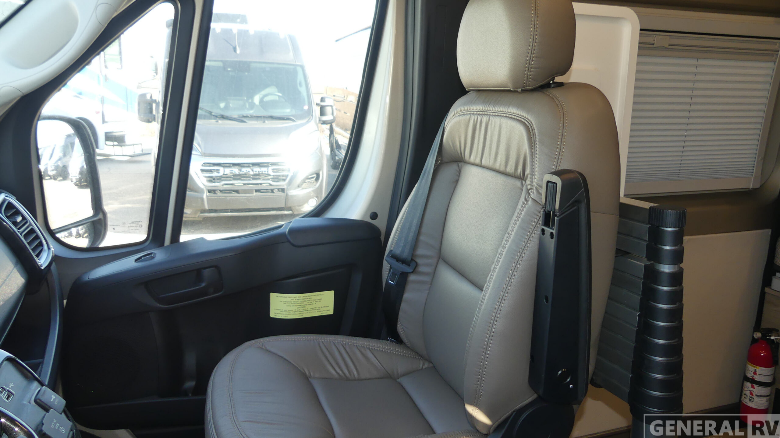 Travato/59K/2026 image-10