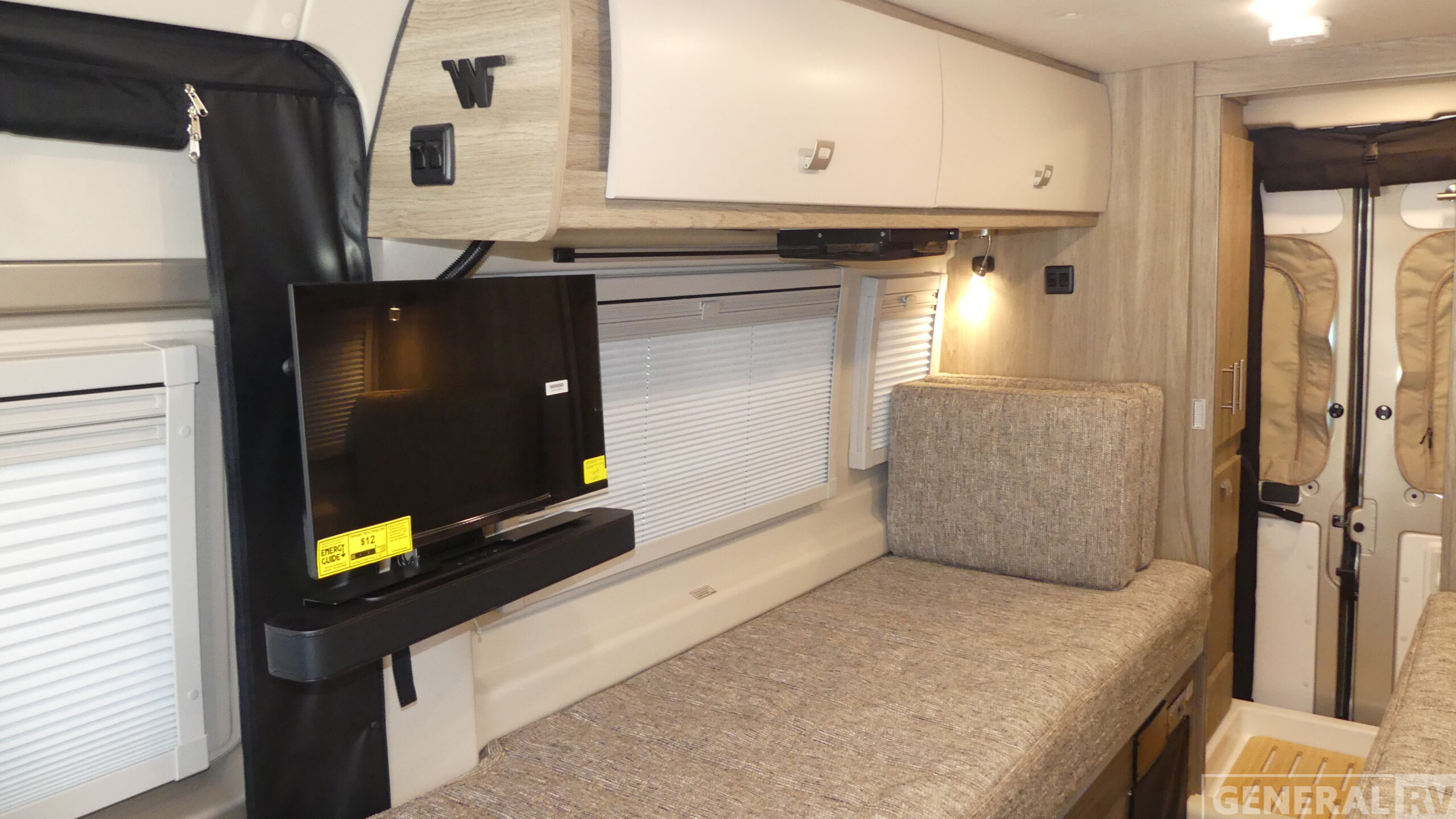 Travato/59K/2026 image-16