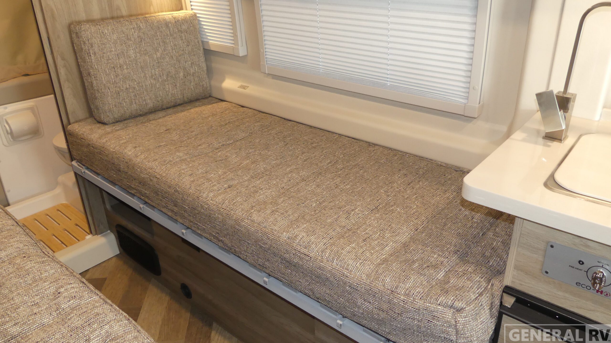 Travato/59K/2026 image-20