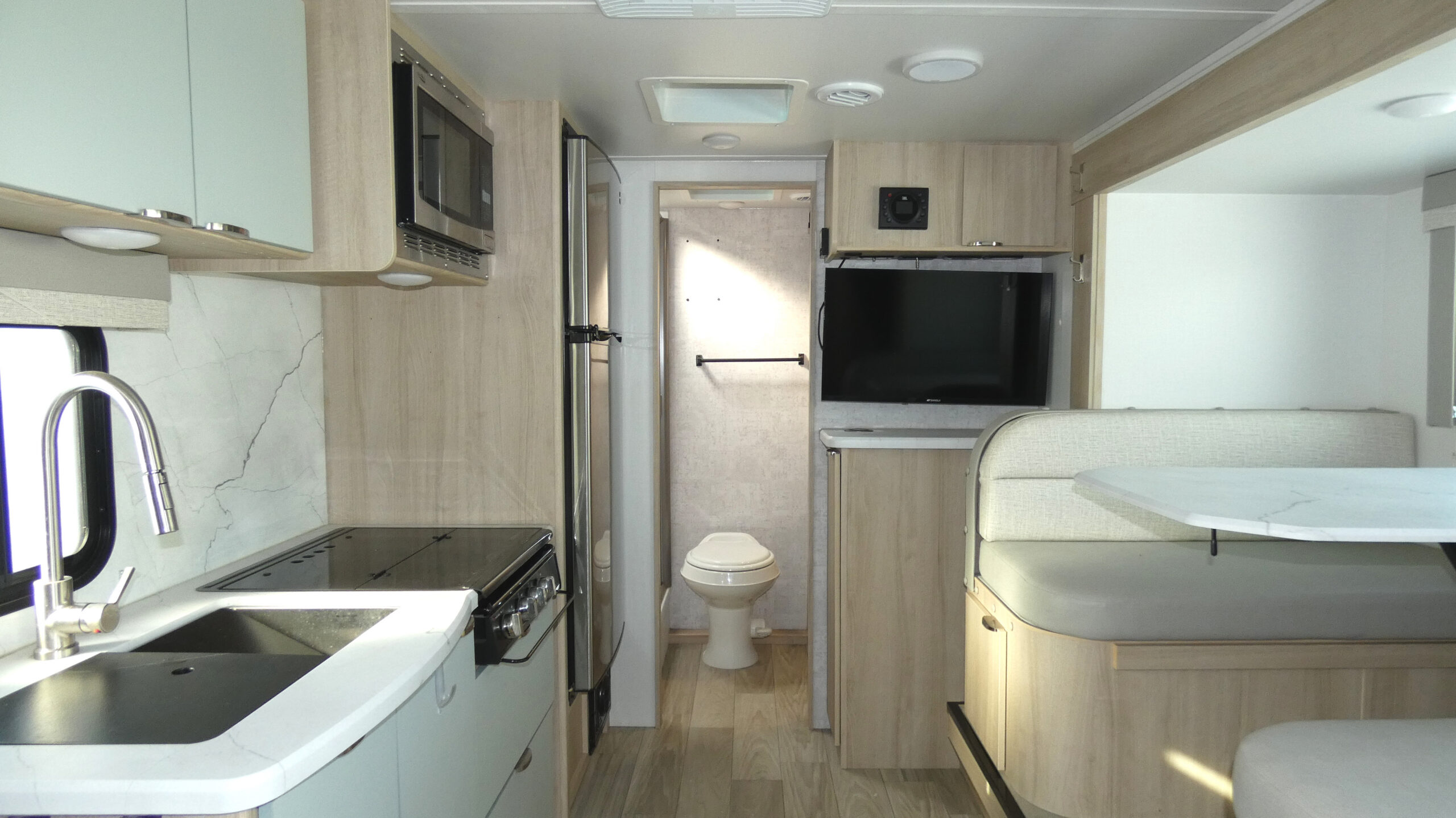 2023 Winnebago Micro Minnie 2108FBS for Sale