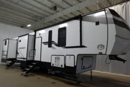 RV Image