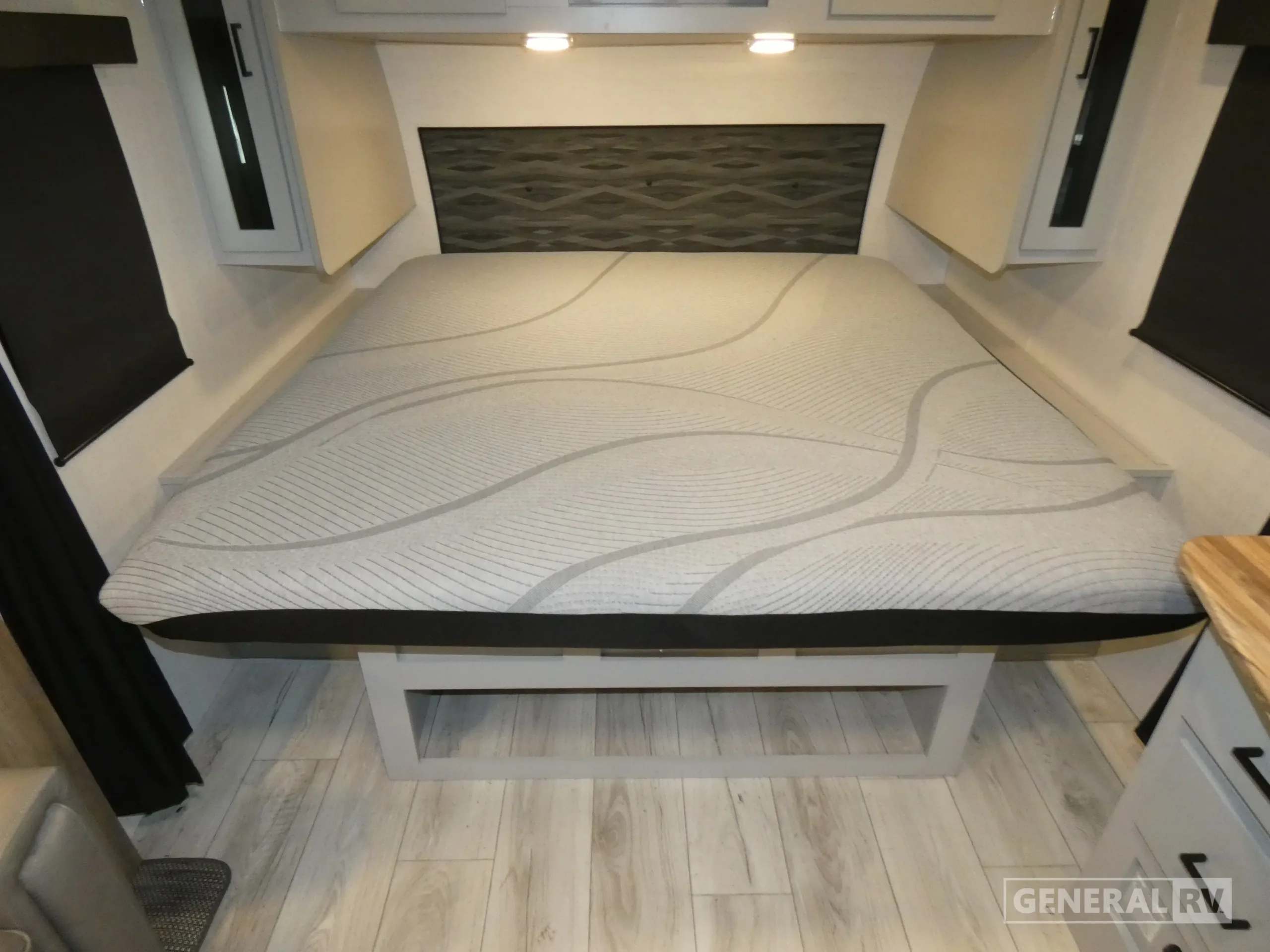 2022 Heartland North Trail Ultra Lite NT 22RBS for Sale