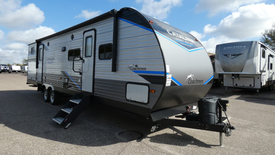 2022 COACHMEN 323BHDSCK