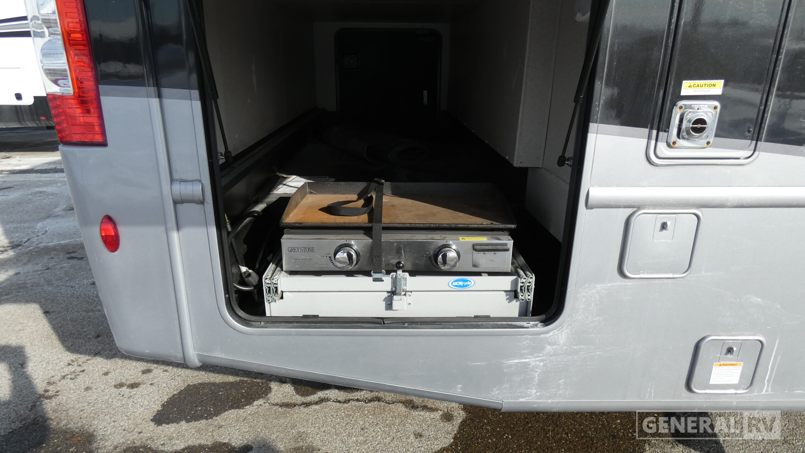 2024 Thor Motor Coach Omni LV35 for Sale