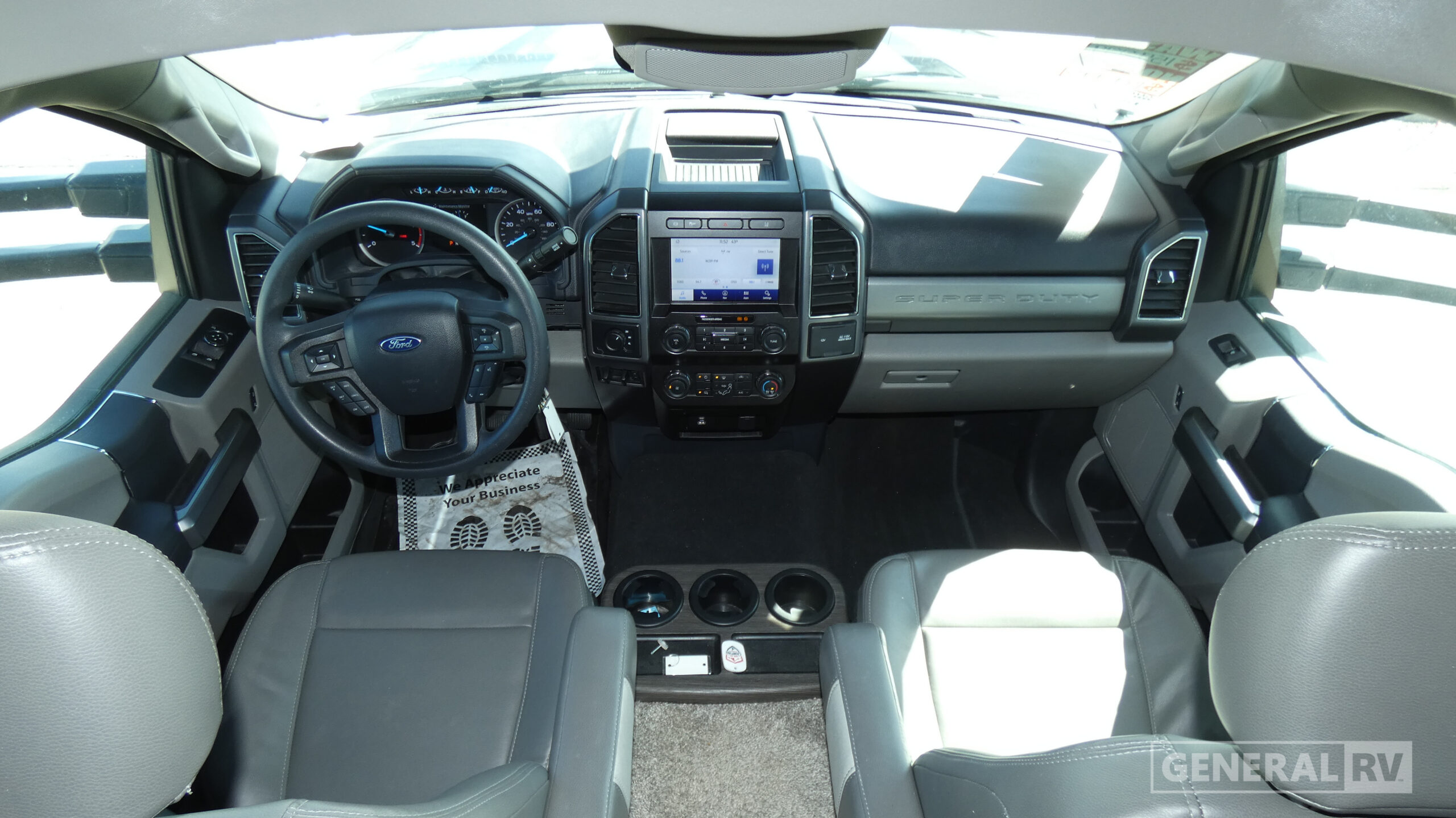 2024 Thor Motor Coach Omni LV35 for Sale