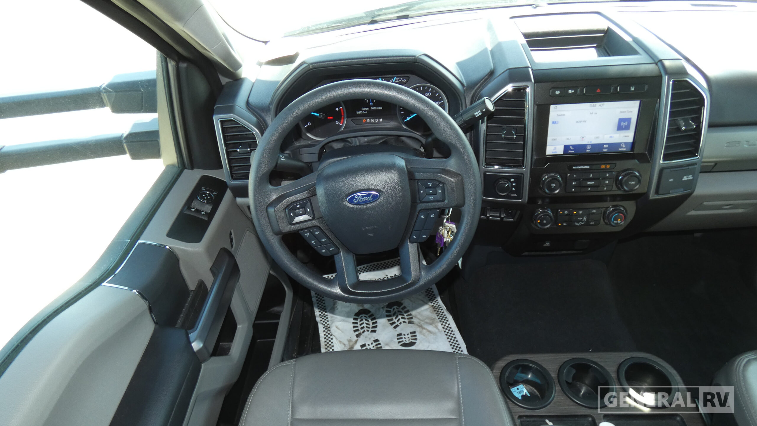 2024 Thor Motor Coach Omni LV35 for Sale