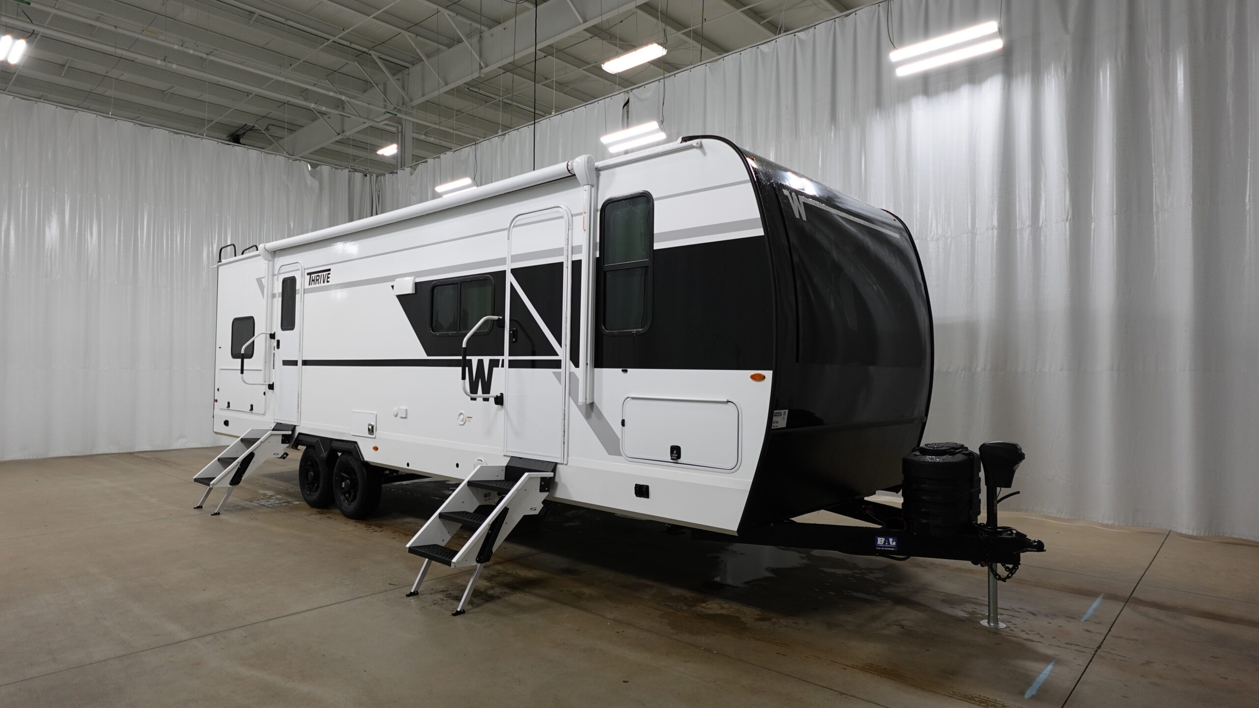 2026 Winnebago Thrive 28BHS for Sale in North Canton, OH