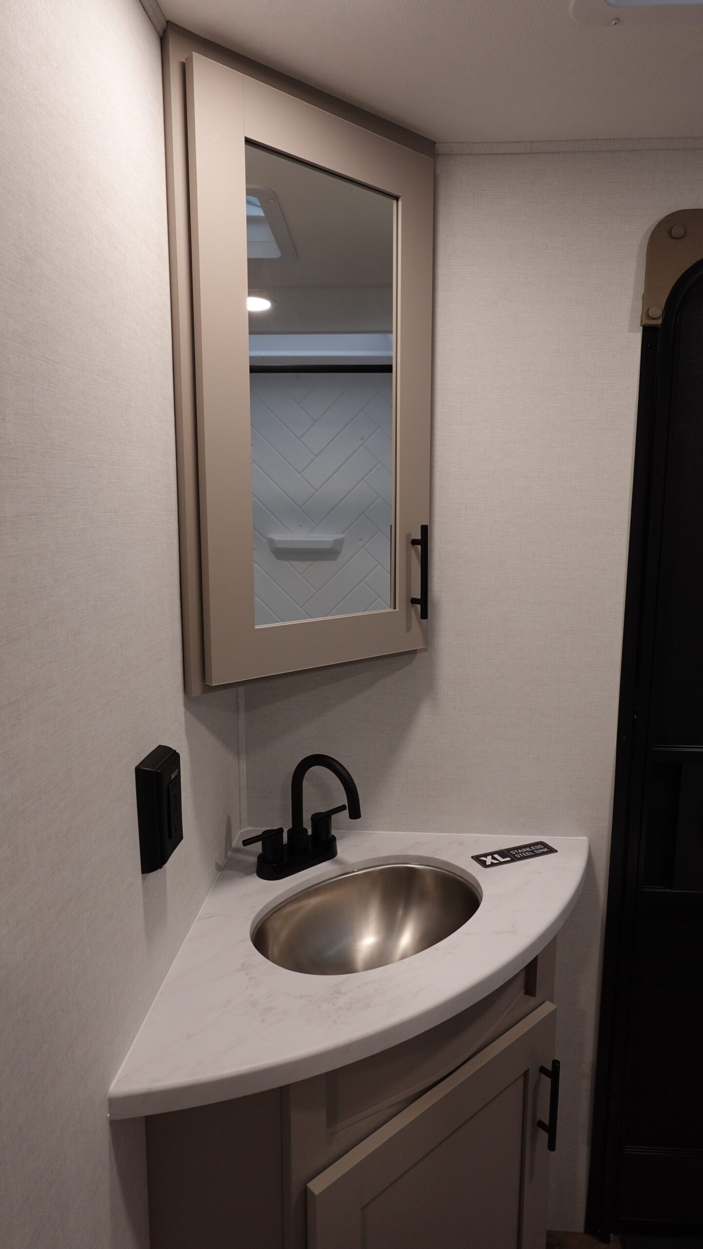2026 Alliance RV Delta Ultra Lite BH271 for Sale