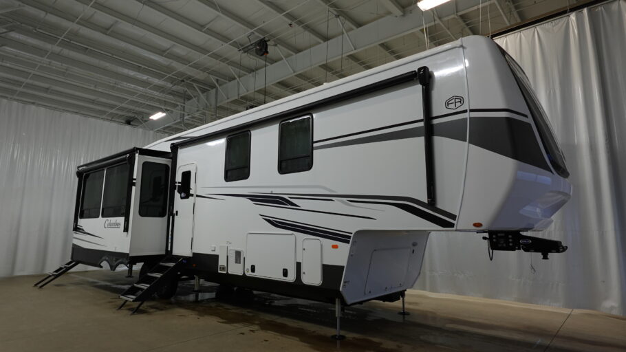 2026 PALOMINO 384RKH
