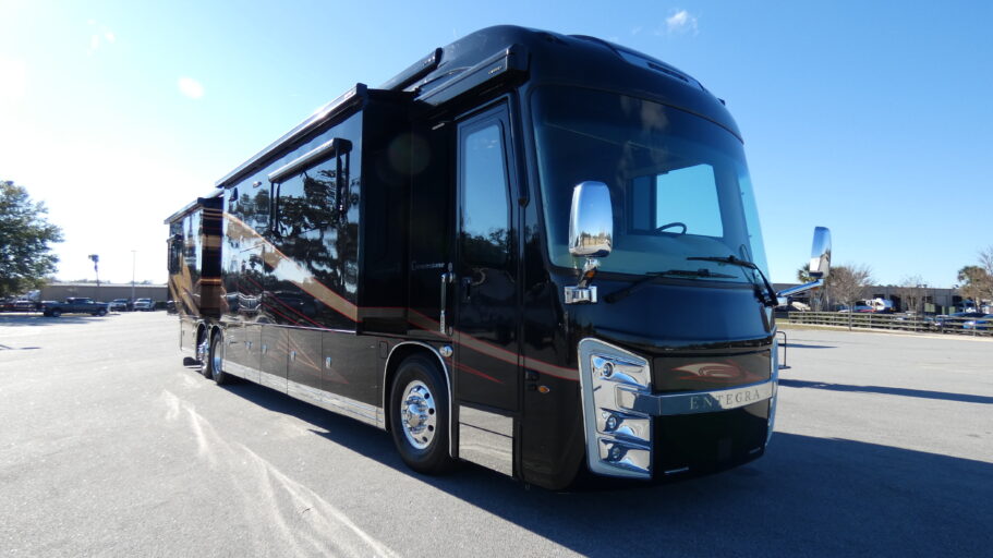 2018 ENTEGRA 45Y