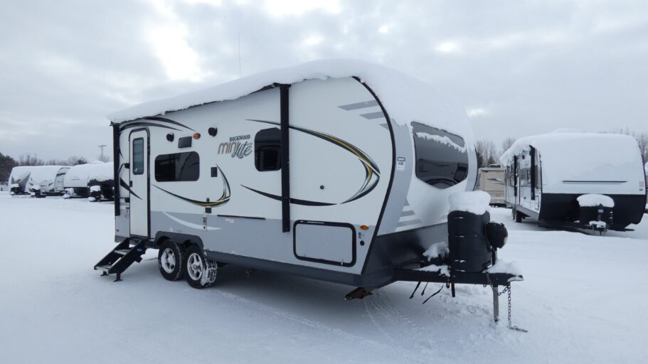 2019 forest river 2109S