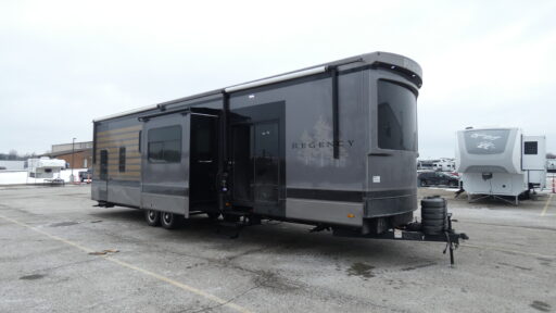 2025 Crossroads RV Redwood Regency 3881FKL