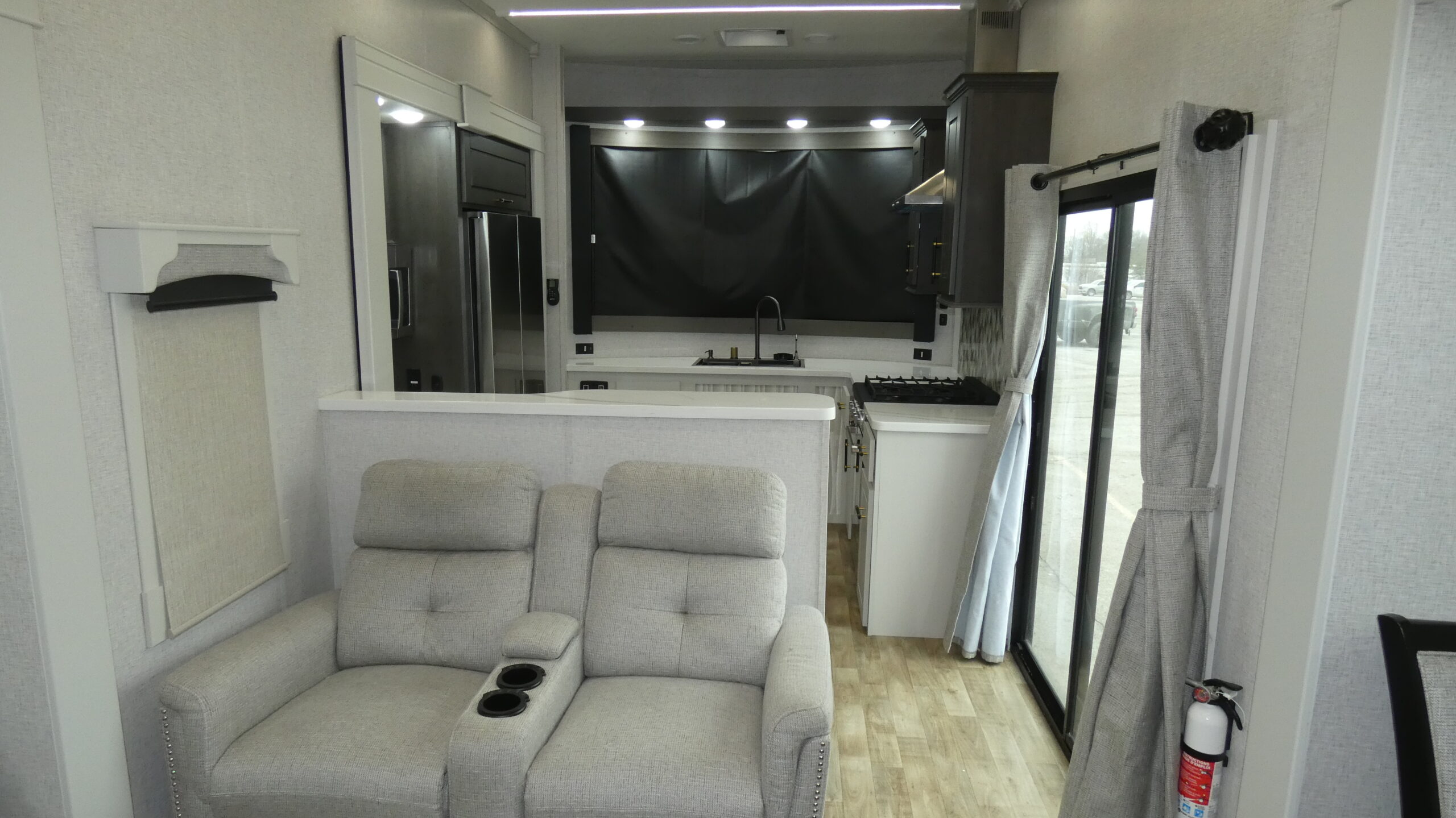 2025 CrossRoads Hampton HP388FKL for Sale