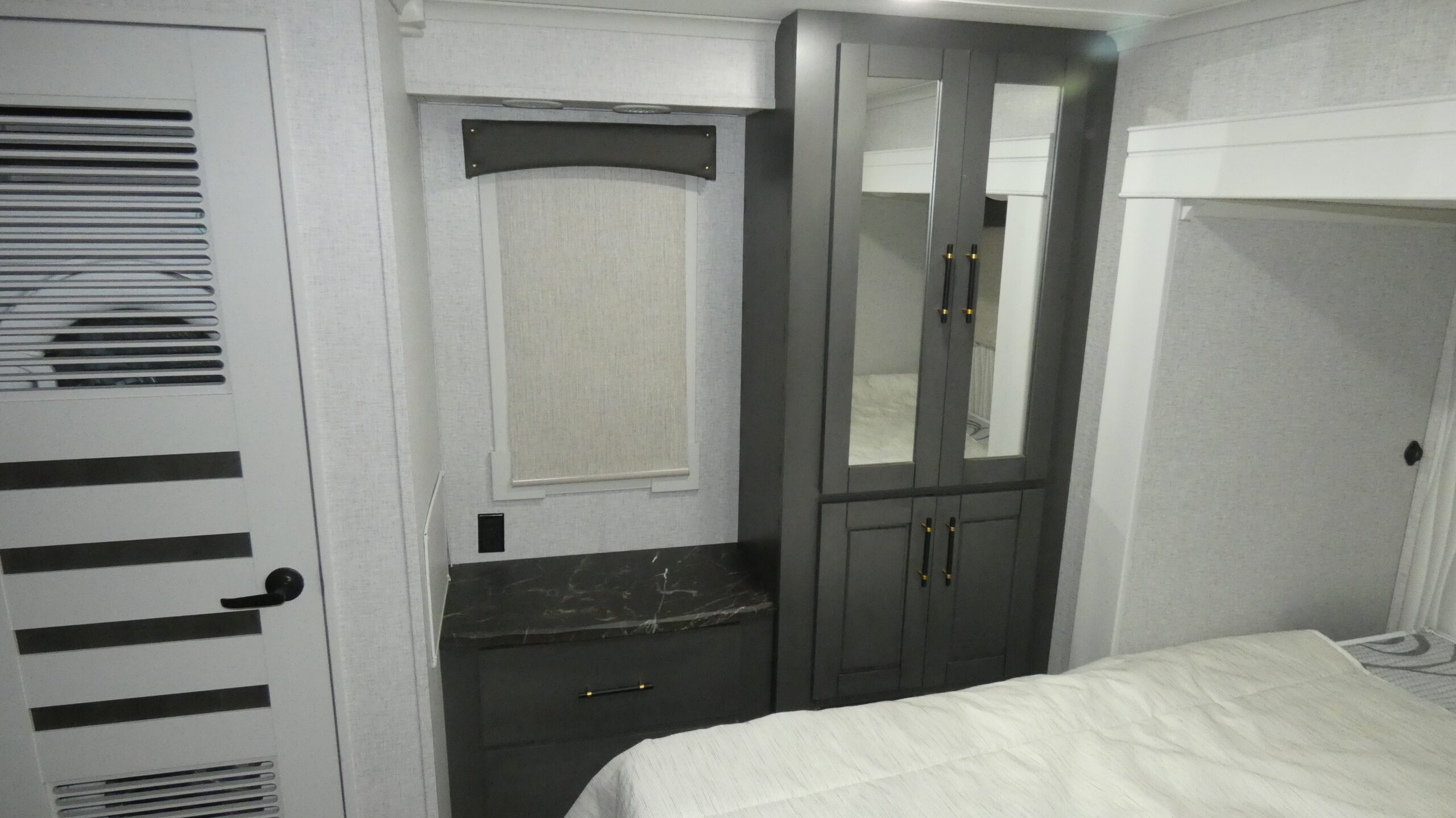 2025 CrossRoads Hampton HP388FKL for Sale