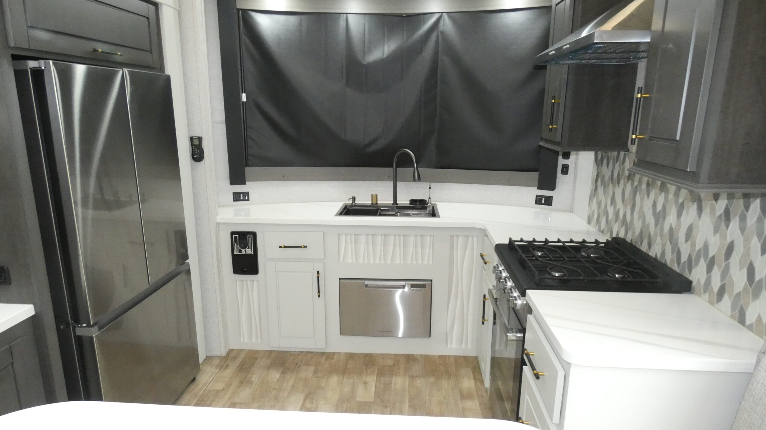 2025 CrossRoads Hampton HP388FKL for Sale