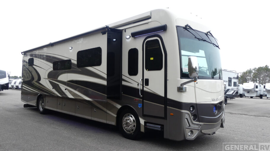 2023 Holiday Rambler 40M