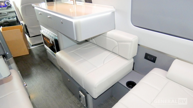 2027 Vacanza-ion-19