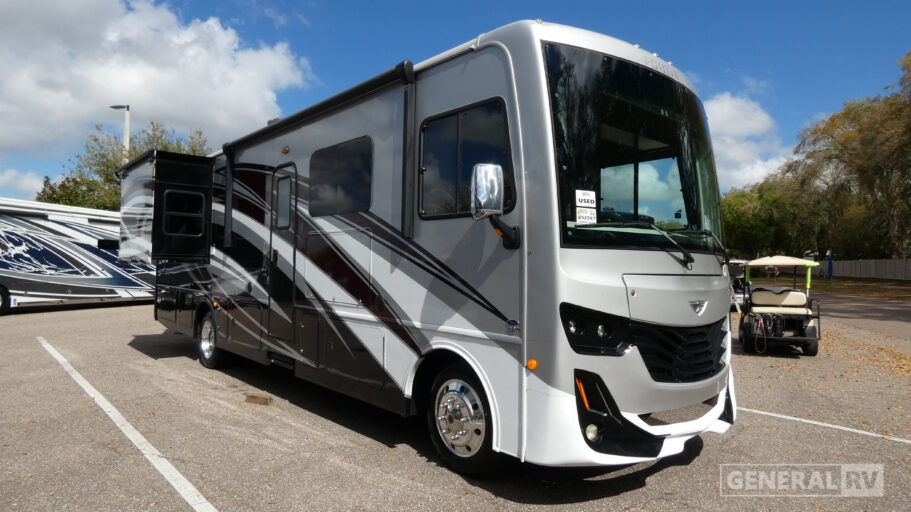 2021 FLEETWOOD 32RW