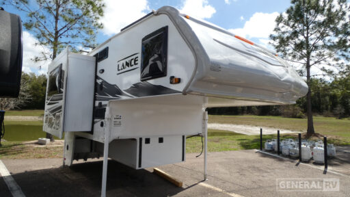 2026 Lance Lance 85SS