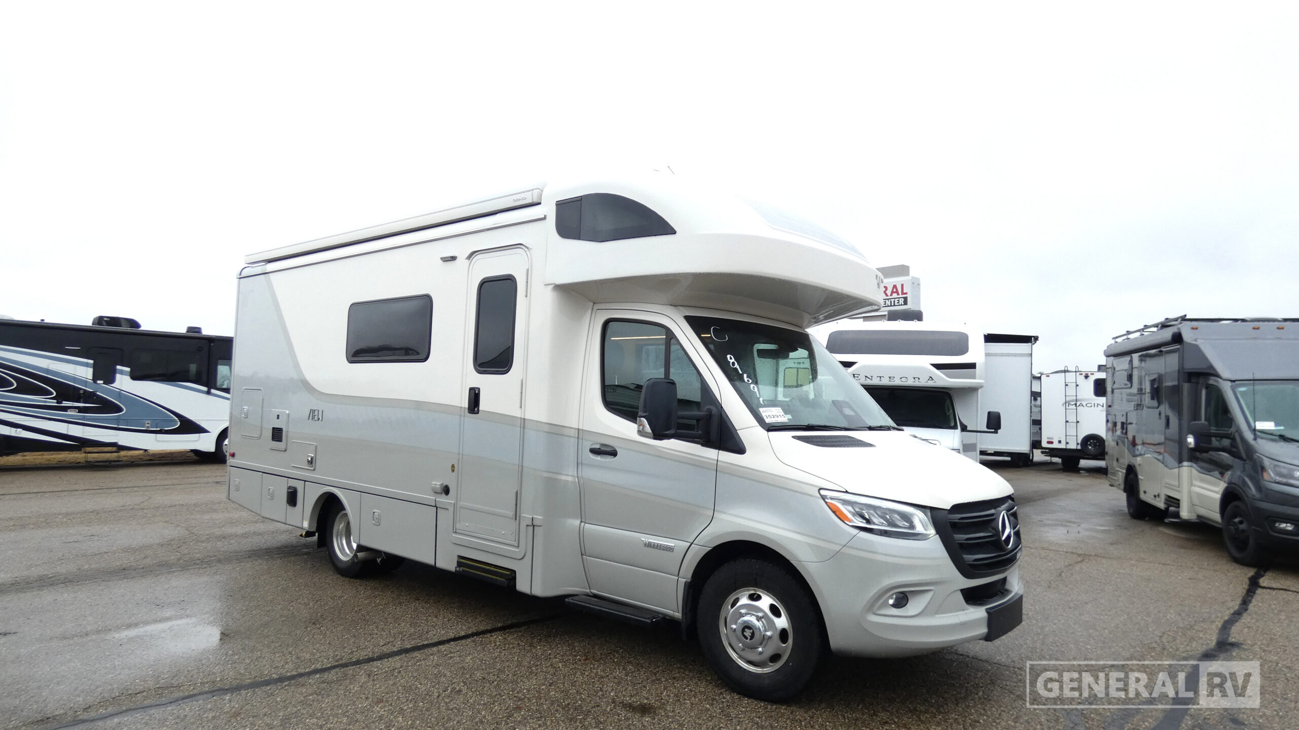 Detail - Winnebago