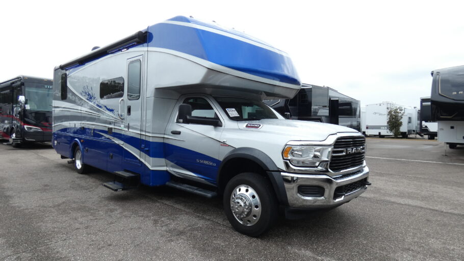2021 Dynamax 30FW for sale on Searchshop