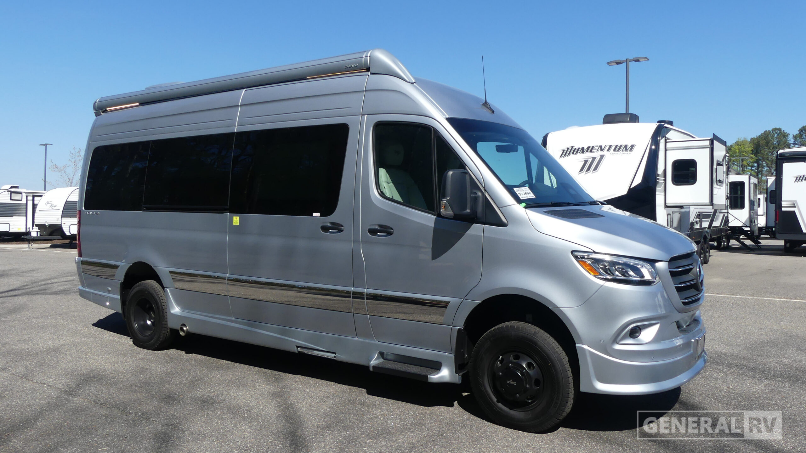 2027 Grech RV Vacanza-ion-22 Tour AWD High Tech Silver