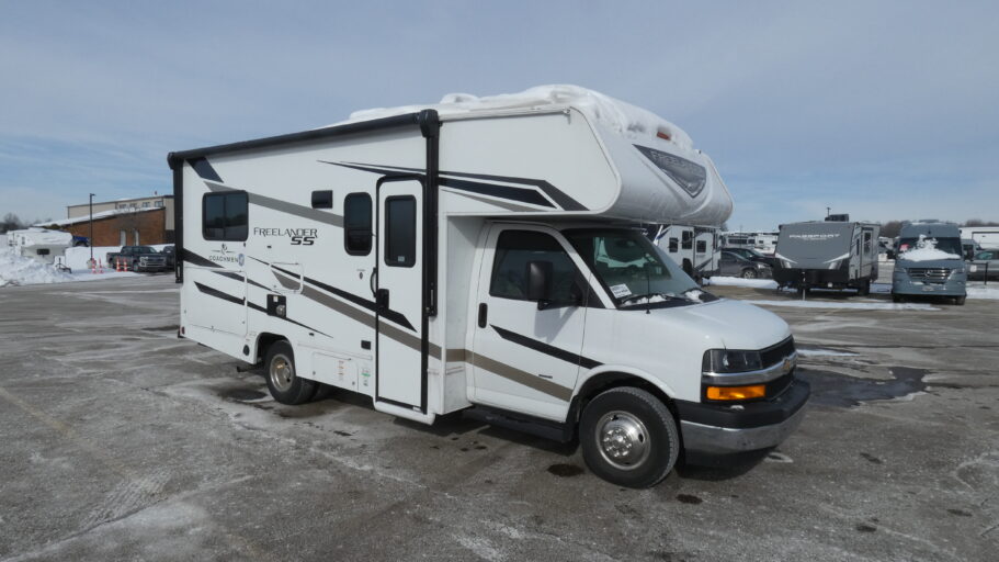 2025 COACHMEN 21QSS Chevy