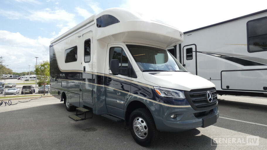 2027 WINNEBAGO 24D