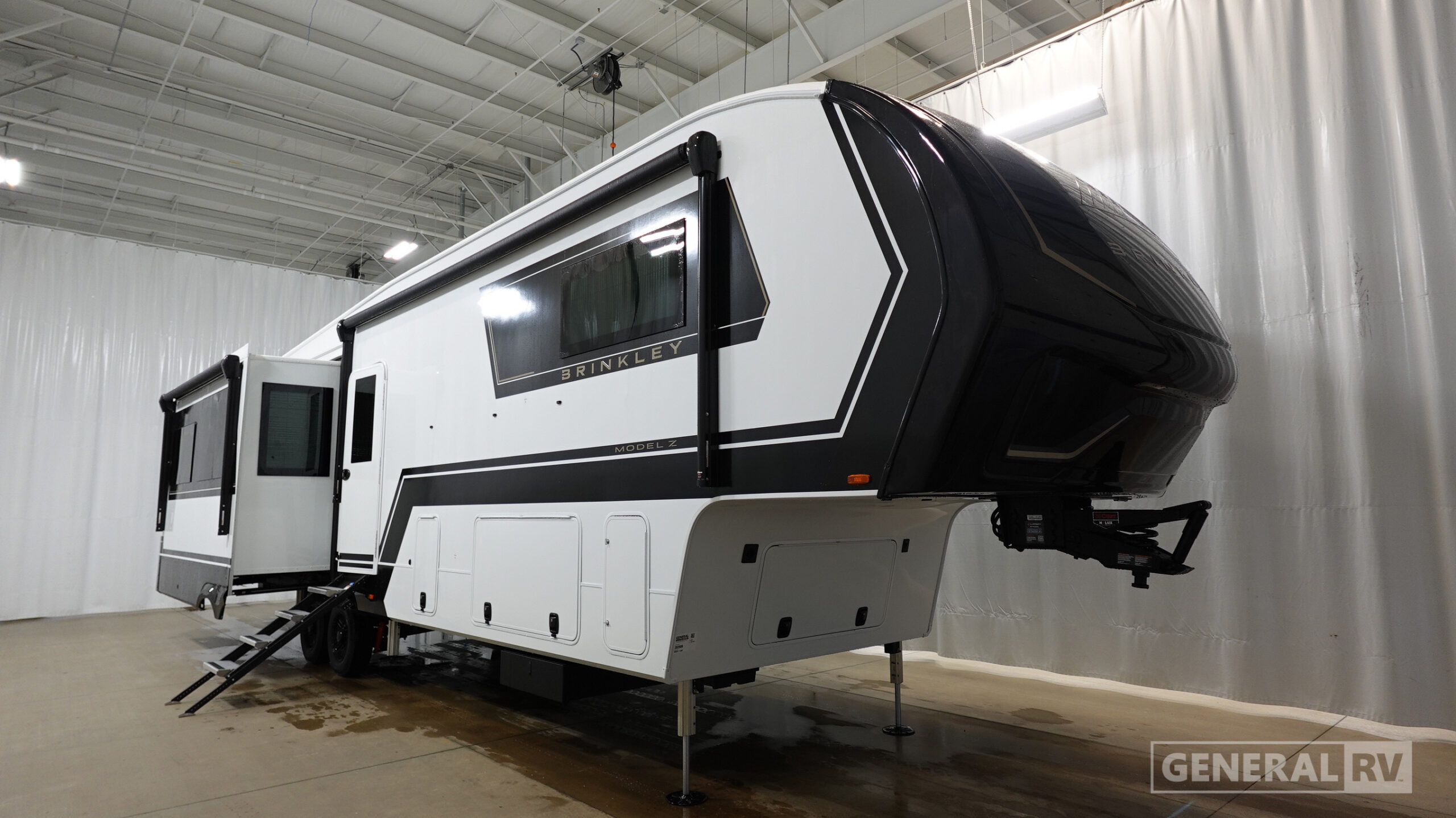 2026 Brinkley RV Model Z 3600 for Sale in North Canton, OH