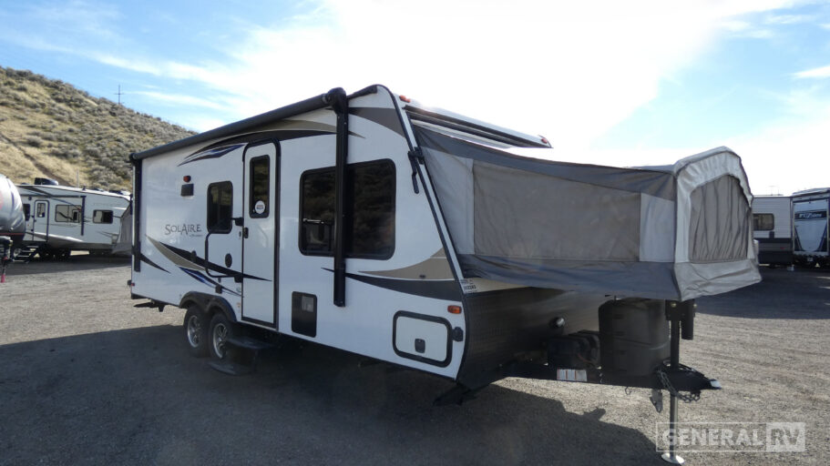 2018 PALOMINO 213X