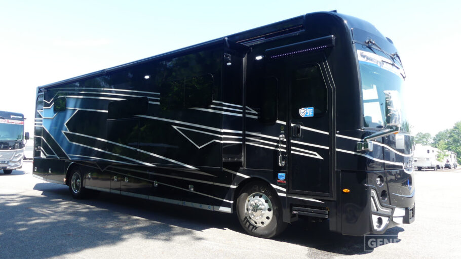 2026 HOLIDAY RAMBLER 40M