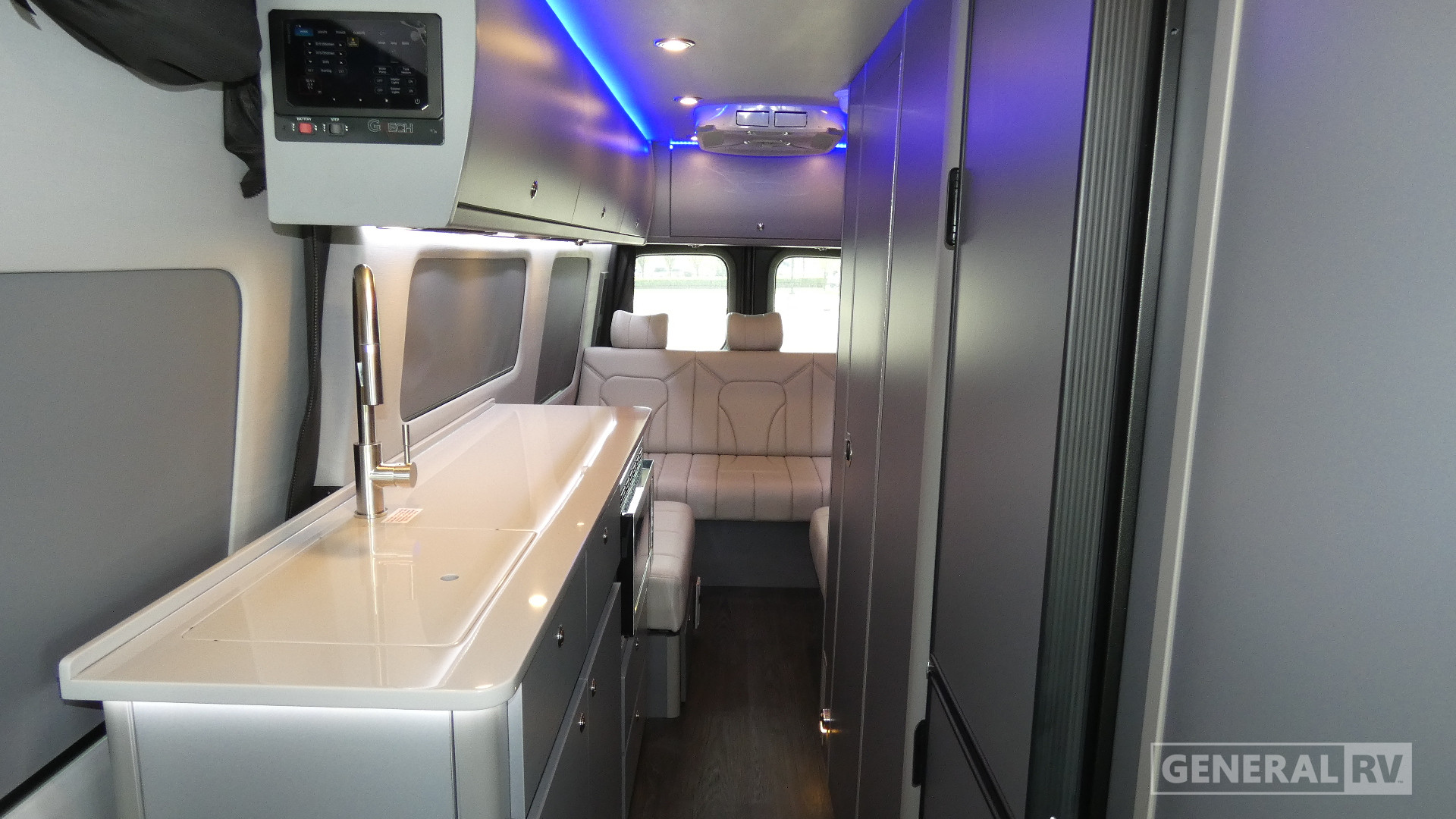 2027 Vacanza-ion-24