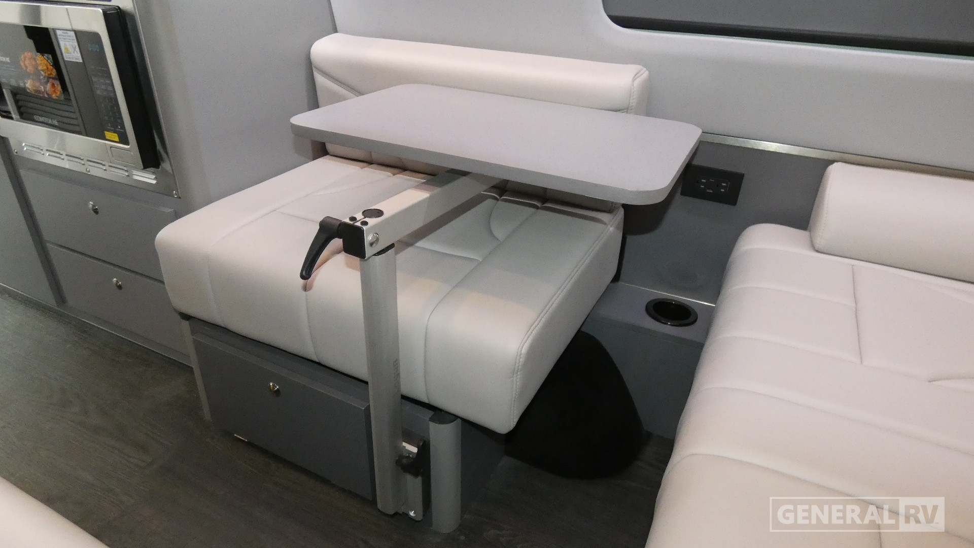 2027 Vacanza-ion-24